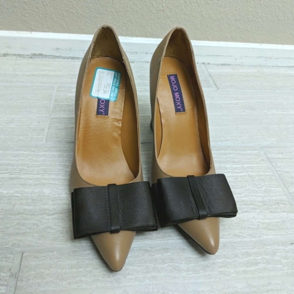 Mojo Moxy big bow heels